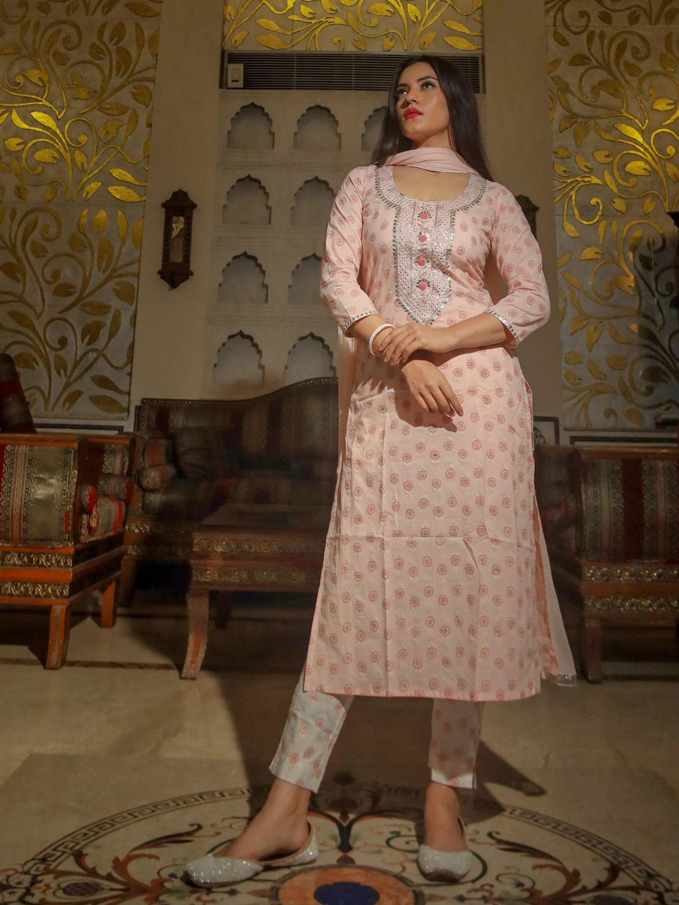 Divena Baby Pink Cotton Kurta Pant Set with Chiffon Dupatta