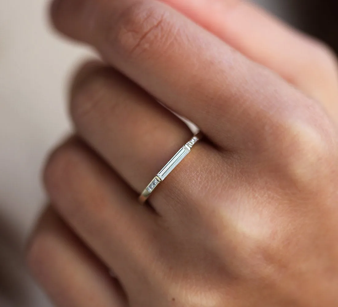 Olya Baguette Ring