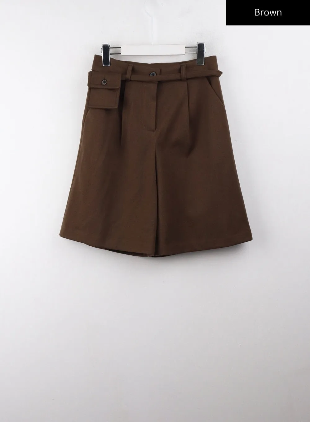 Pintuck Pocket Belt Shorts CJ404